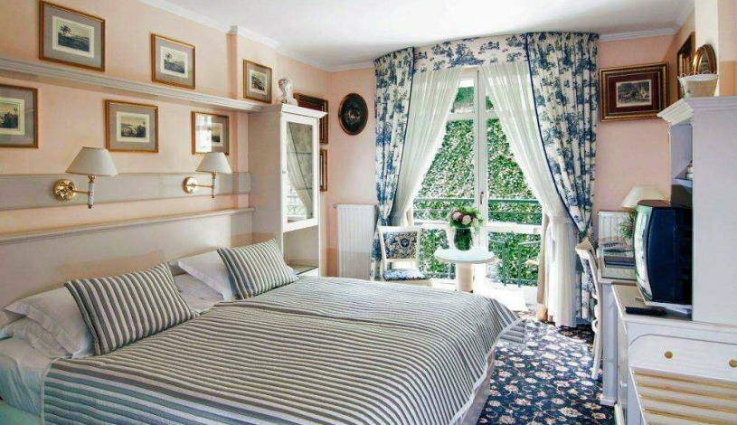 KARLSBAD GRANDE MADONNA (Aura Palace) Karlovy Vary - Třílůžkový pokoj